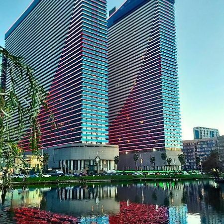 Batumi Apartments A&E Экстерьер фото